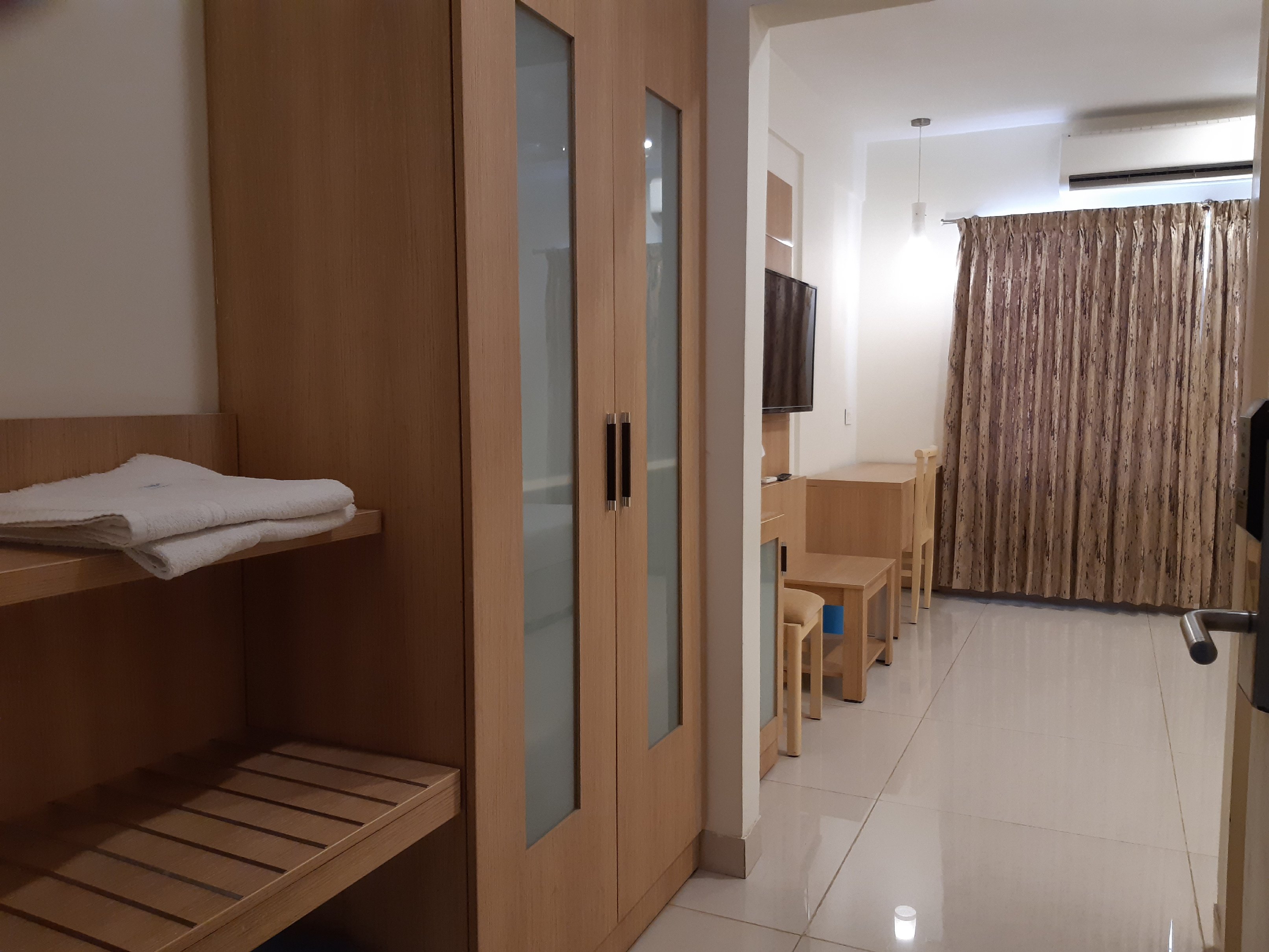 New Tirupur Lodge - Tap to explore photos