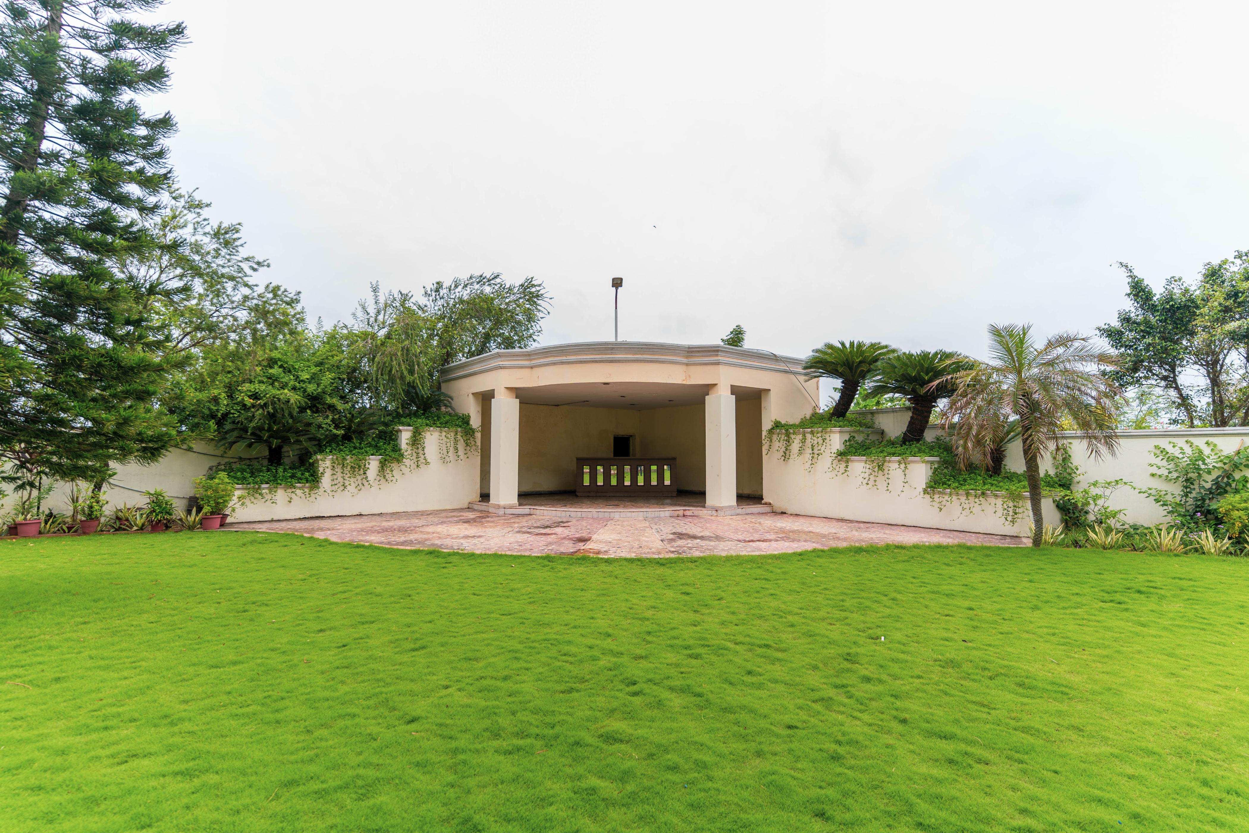 HOTEL SEA PEARL ORISSA PVT LTD - Tap to explore photos
