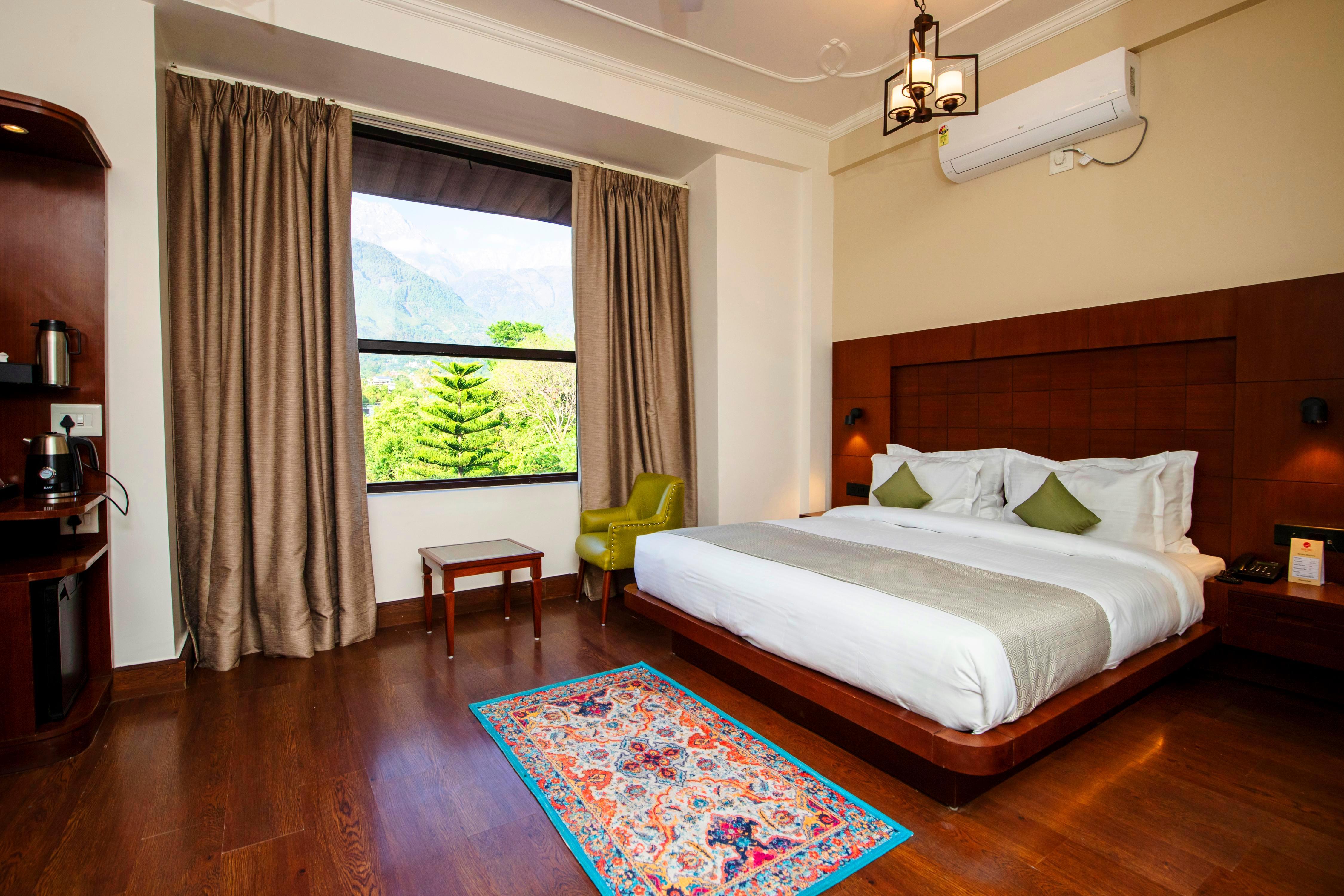 WHITE RIDGE HOTEL DHARAMSHALA Room Type - Deluxe Premium Mount View