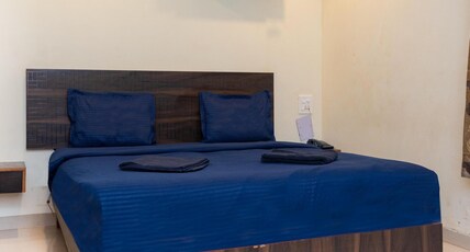 HOTEL AVISHA RESIDENCY Room Type - Deluxe Ac Room HOTEL AVISHA RESIDENCY Room Type - Deluxe Ac Room
