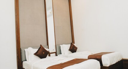 Hotel The Castle Room Type - Deluxe Twin Bed Room