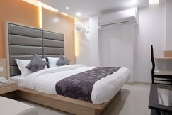 Address of Hotel One Up