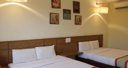 Max Hotels Jabalpur Room Type - Max Family