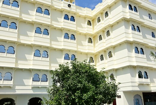 HOTEL RIDDHI INN
