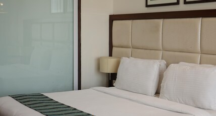 Comfort Inn Donil Vadodara Room Type - Deluxe Room