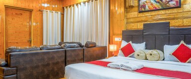 Hotel Auli D