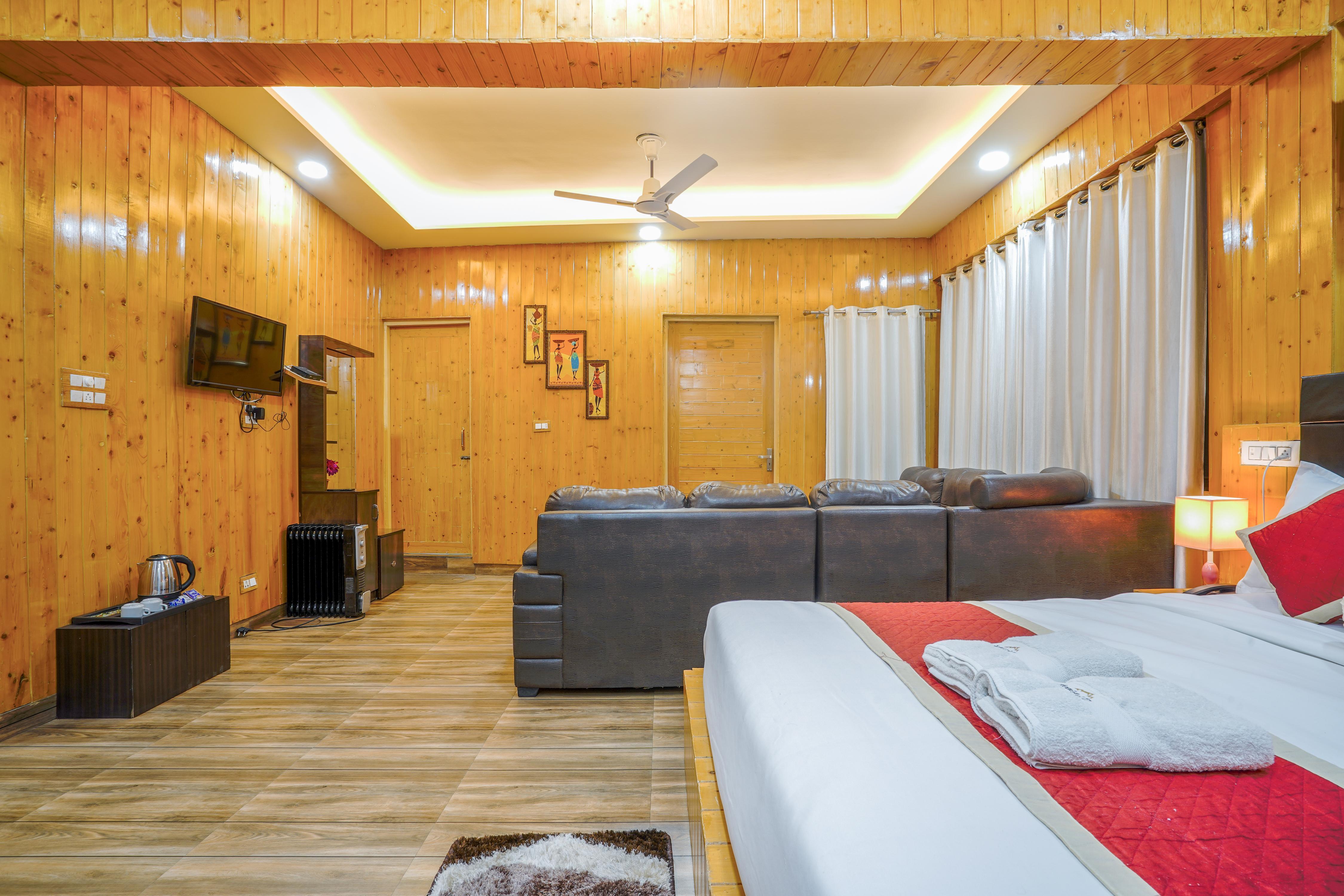 Hotel Auli D - Tap to explore photos