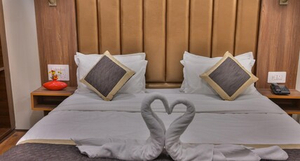 Hotel Royal Park Room Type - Deluxe Room