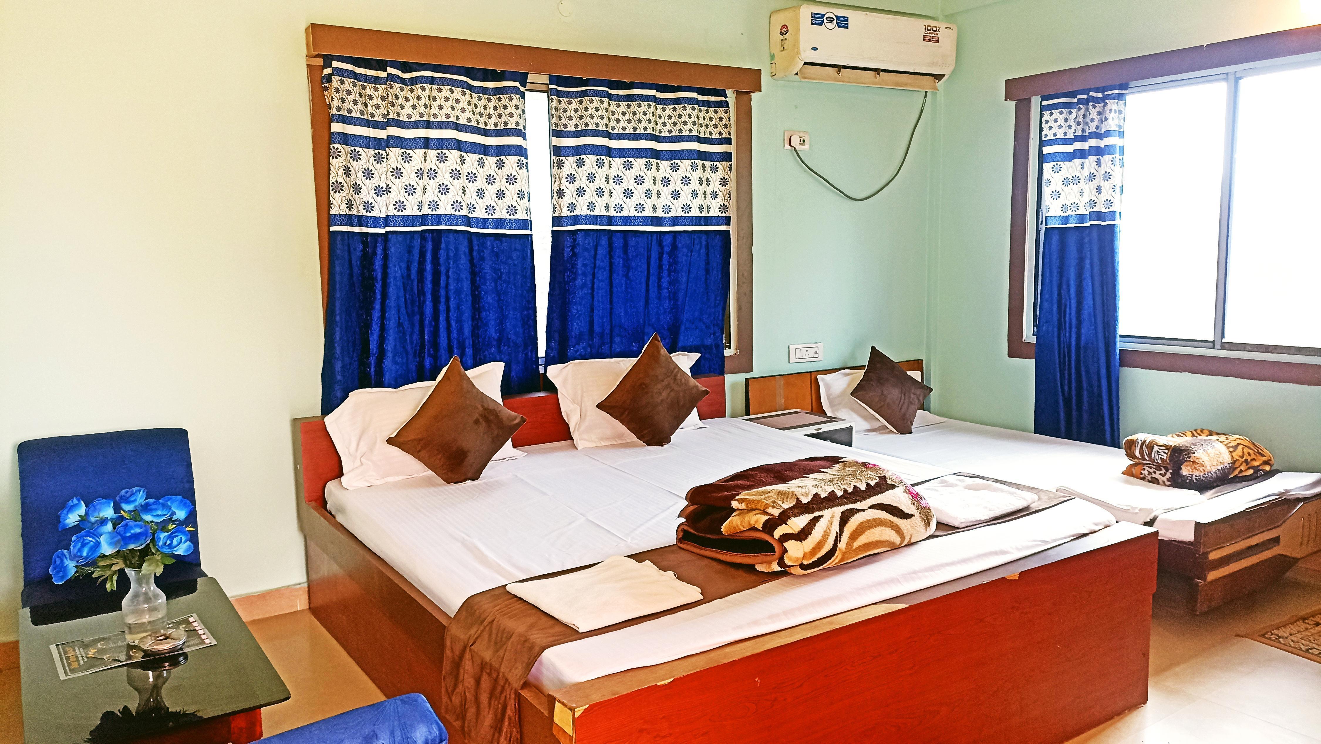Star Inn Resort Room Type - AC Cottage Triple Bed