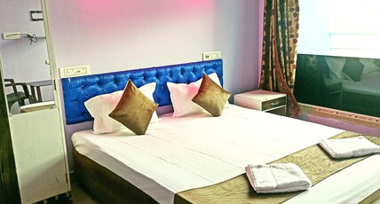 Star Inn Resort Room Type - AC Pool View Room with Balcony