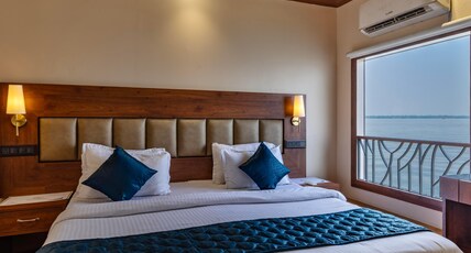 Riverine Cruises Room Type - Premium Sharing Cruise (Full time AC in Room)