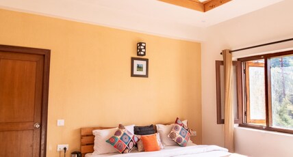 Pool Retreat Room Type - Deluxe Room