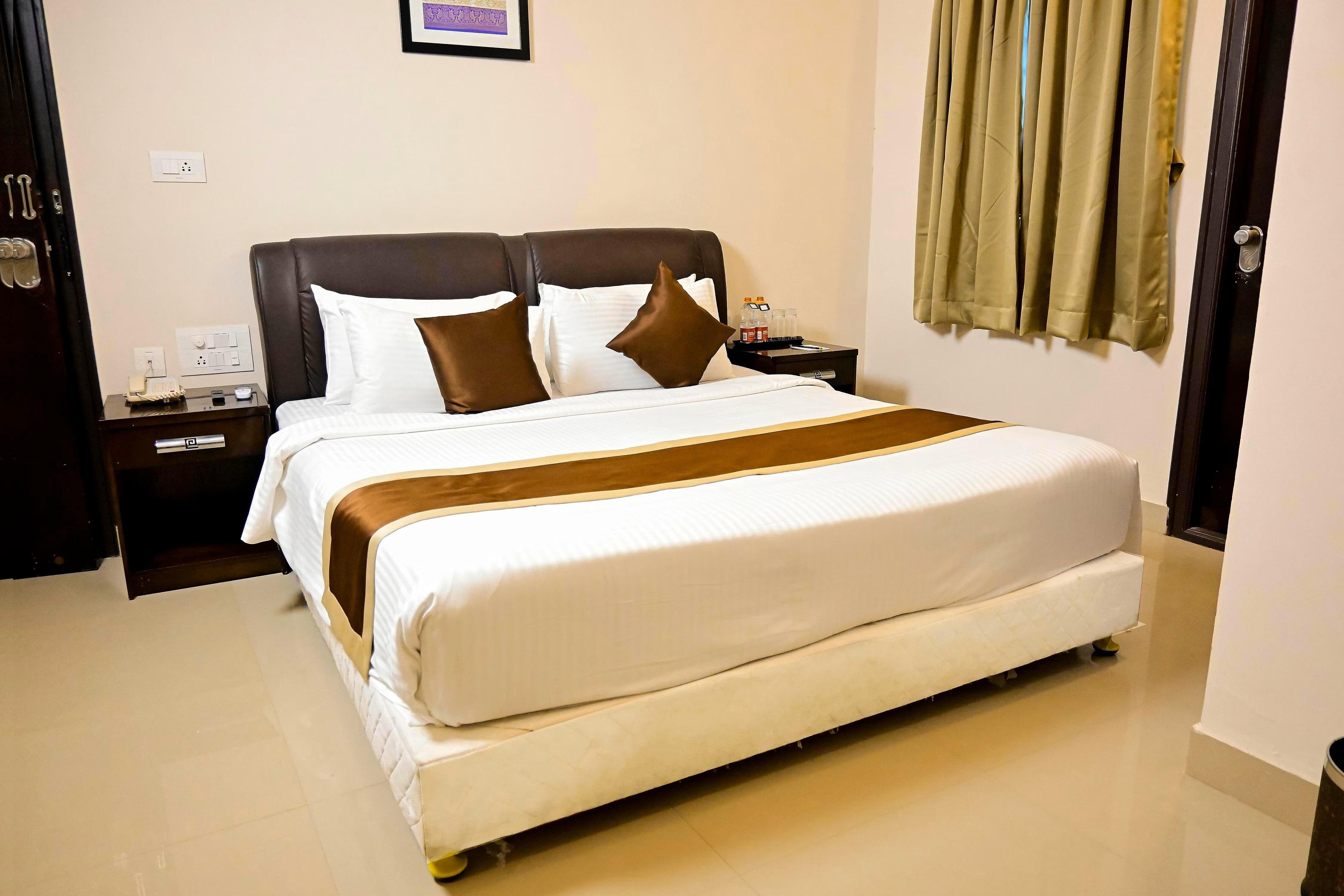 HILLSIDE HOTEL Room Type - Standard