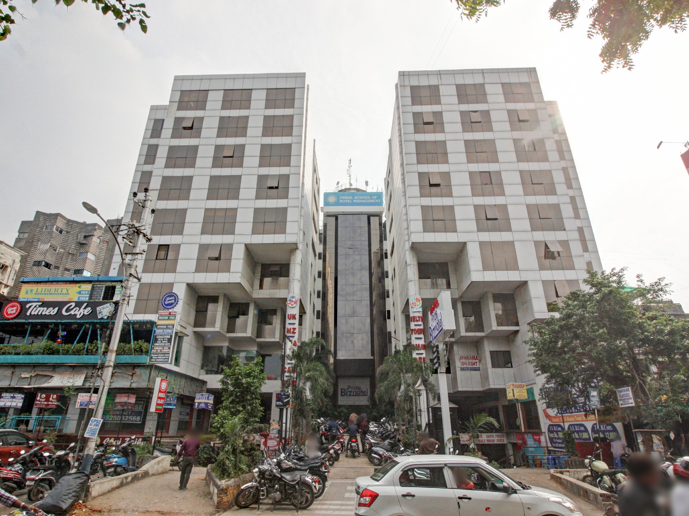Hotel Alankar Vadodara - Tap to explore photos