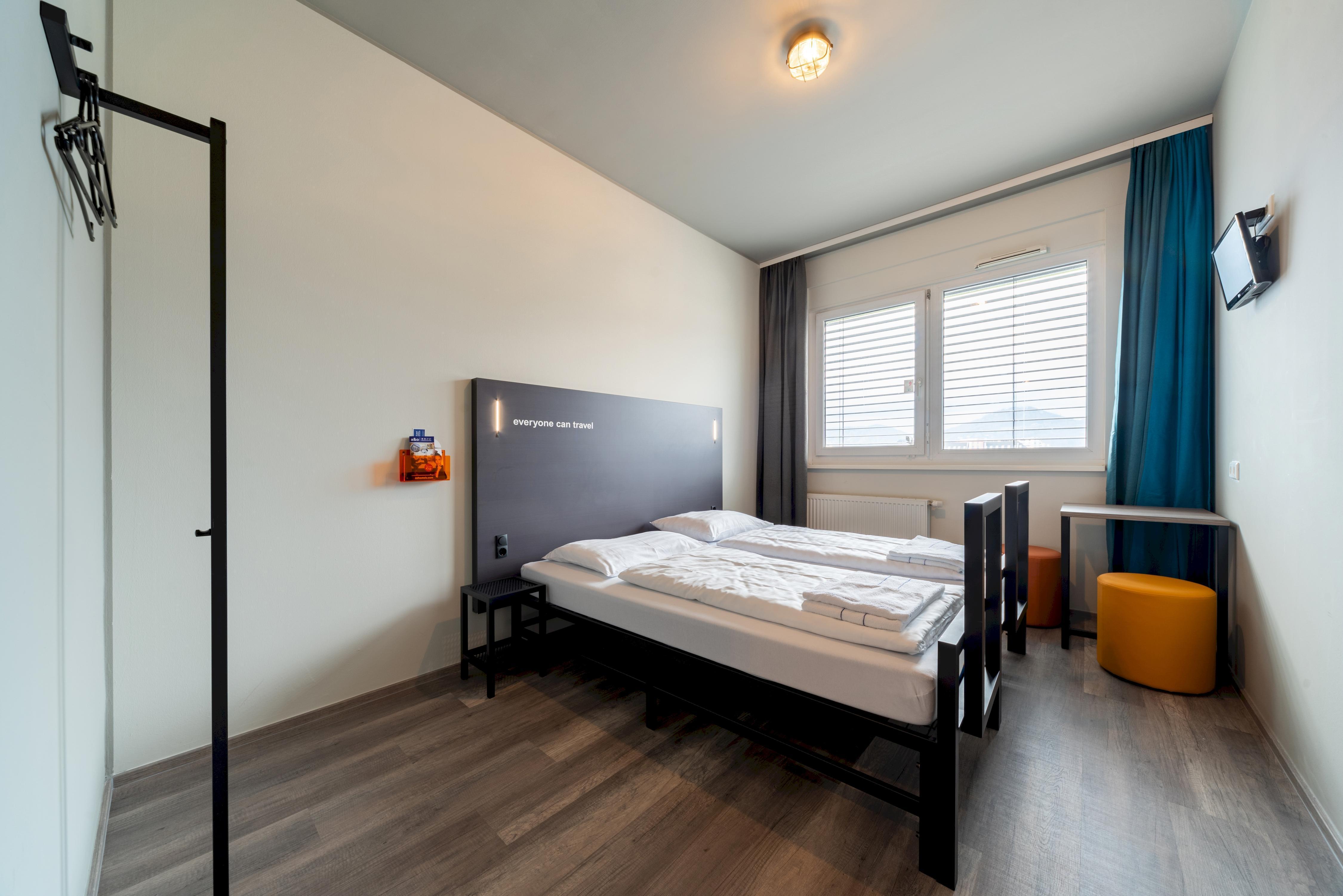 a&o Graz Hauptbahnhof Room Type - Twin Room