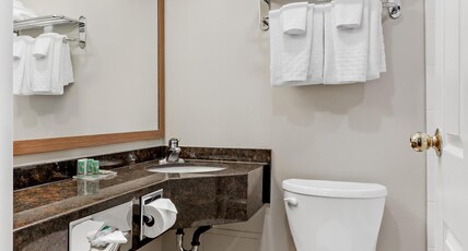 Best Western Colonel Butler Inn Room Type - 2 Double Beds, Non-Smoking, Wireless High-Speed Internet, Coffee Maker, Iron And Ironing Board, Mini Best Western Colonel Butler Inn Room Type - 2 Double Beds, Non-Smoking, Wireless High-Speed Internet, Coffee Maker, Iron And Ironing Board, Mini