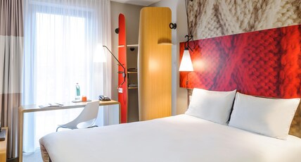 IBIS BERLIN HAUPTBAHNHOF Room Type - Room with 1 double bed (63x79 inches [160x200 cm]), new sleep-easy concept