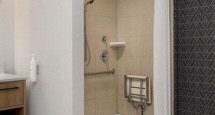 Homewood Suites Ajax, Ontario, Canada Room Type - 1KG HEARING ACC STUDIO NSM