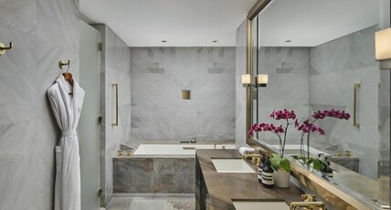 Waldorf Astoria Beijing by Hilton Room Type - DOUBLE QUEEN PREMIER RM
