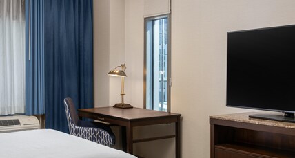 Hilton Garden Inn Seattle Downtown Room Type - 2 QUEEN BEDS