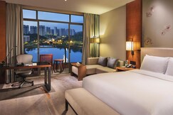 DoubleTree by Hilton Hotel Guangzhou - Science City