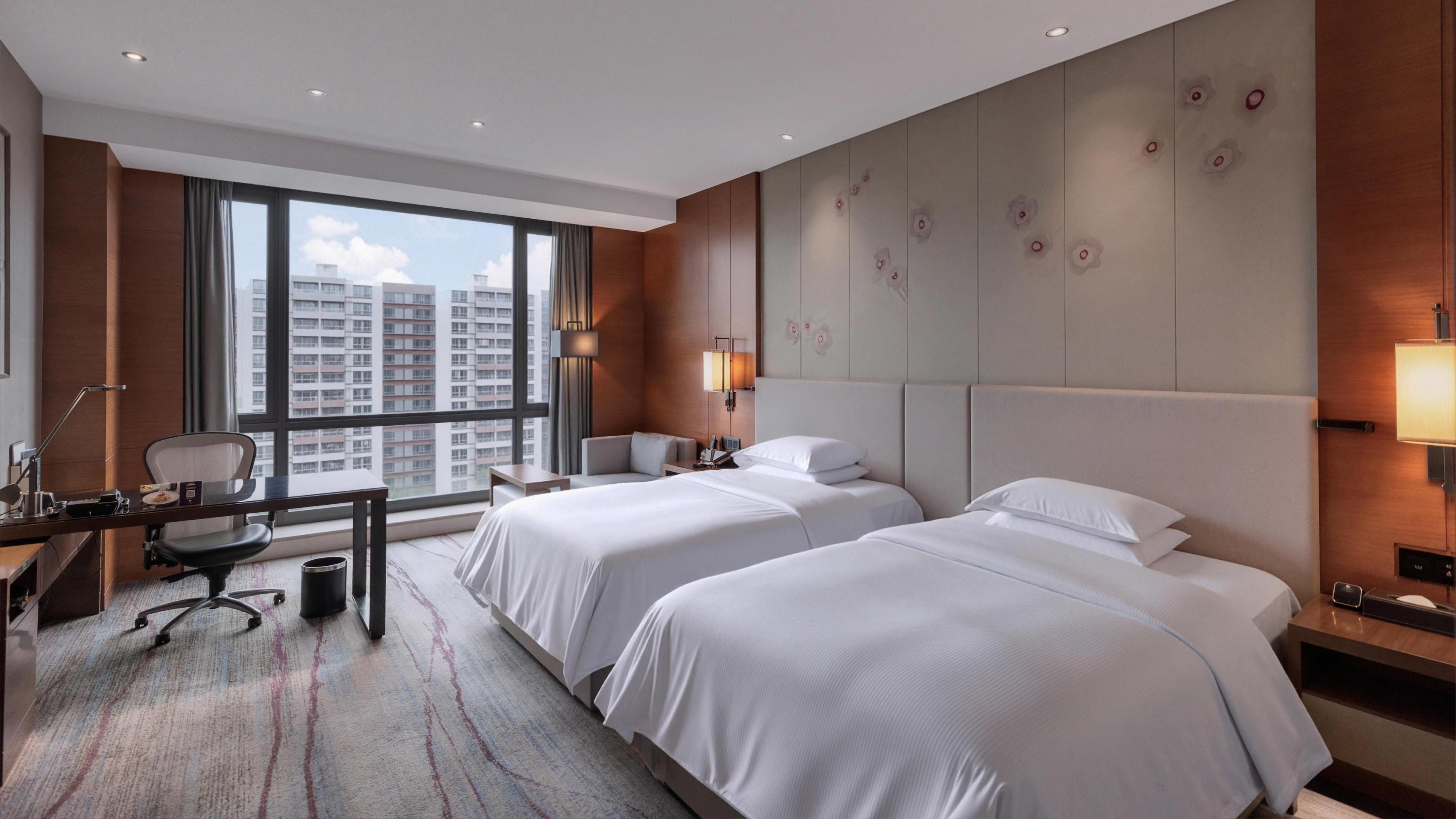 DoubleTree by Hilton Hotel Guangzhou - Science City - Tap to explore photos