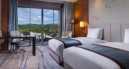DoubleTree by Hilton Hotel Guangzhou - Science City Room Type - DELUXE TWIN ROOM