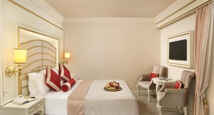 Halifaks Hotel Sisli Istanbul Room Type - Deluxe Double Room with Balcony