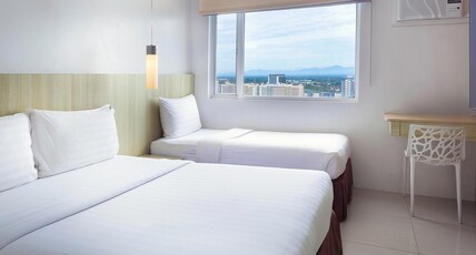 Injap Tower Hotel	 Room Type - Happy Room - Triple