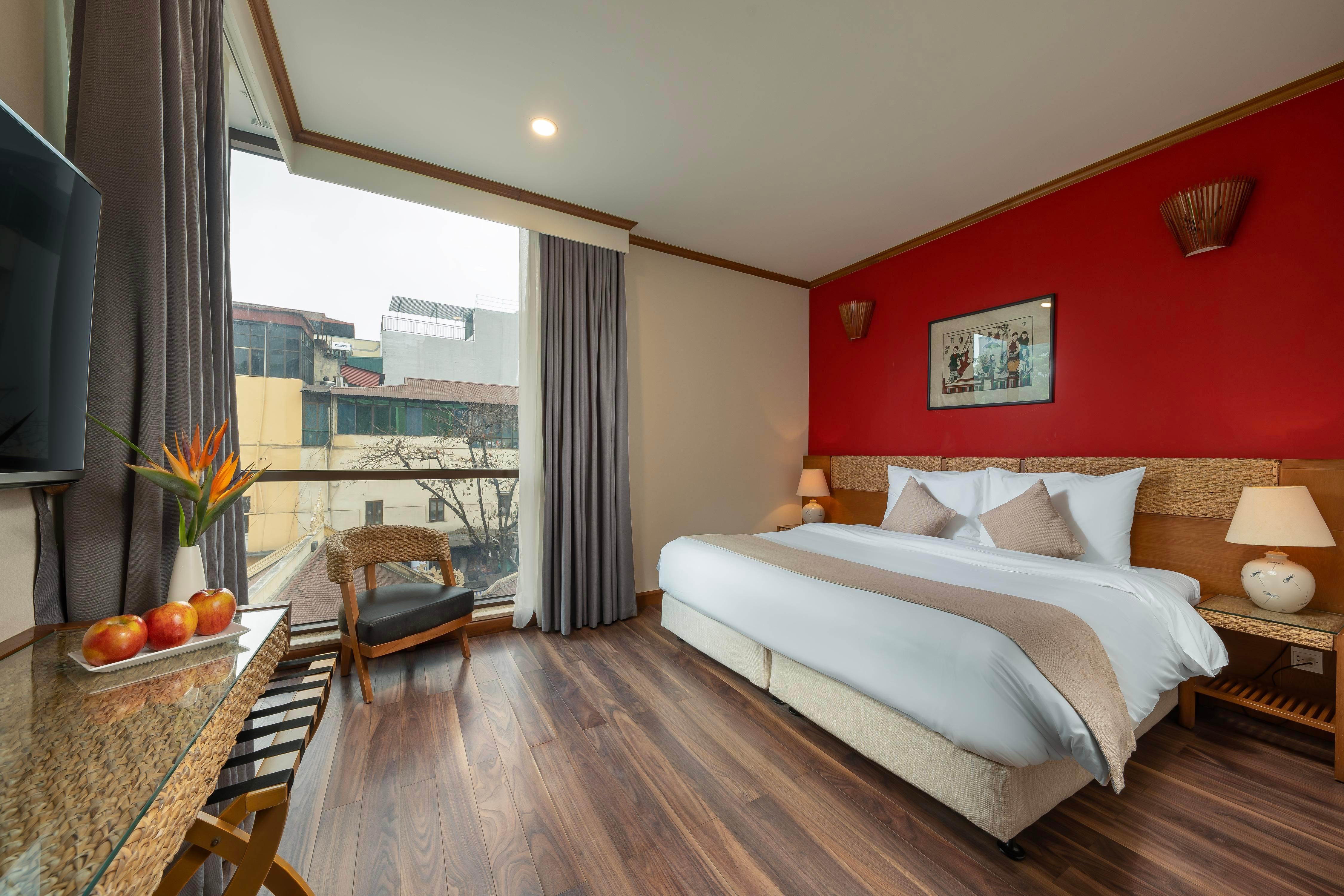 MK PREMIER BOUTIQUE HOTEL - Tap to explore photos
