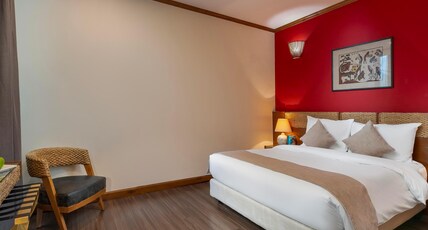 MK PREMIER BOUTIQUE HOTEL Room Type - Deluxe Room internal window