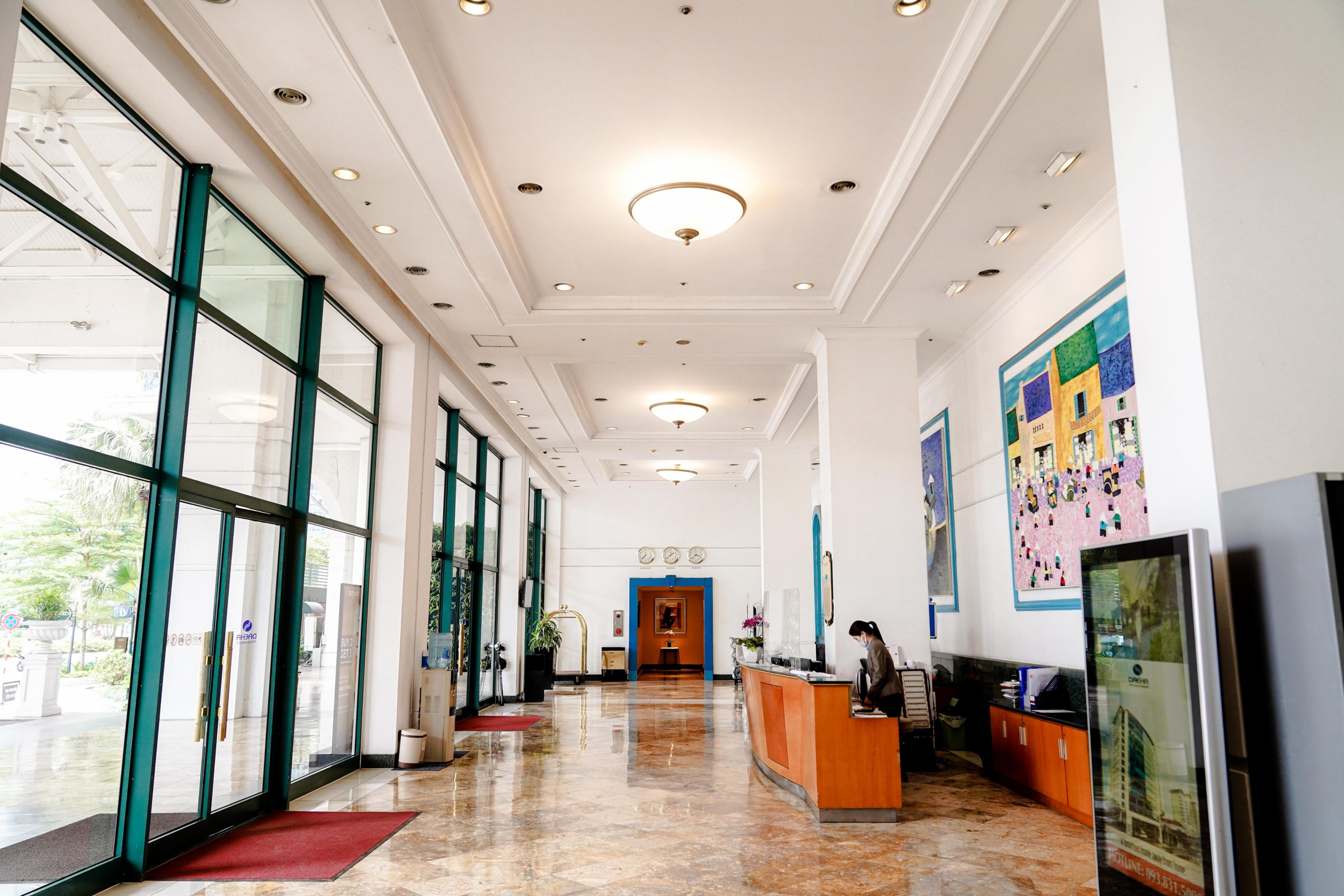 Main gallery