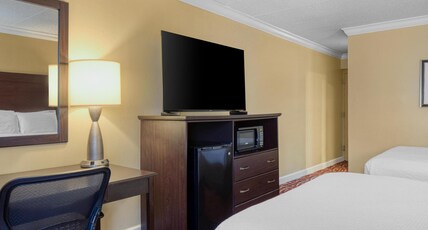 Best Western Plus Genetti Hotel & Conference Center Room Type - 2 Queen Beds, Non-Smoking, Desk, Microwave And Refrigerator, Wi-Fi, Full Breakfast Best Western Plus Genetti Hotel & Conference Center Room Type - 2 Queen Beds, Non-Smoking, Desk, Microwave And Refrigerator, Wi-Fi, Full Breakfast