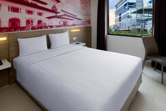 favehotel Hyper Square