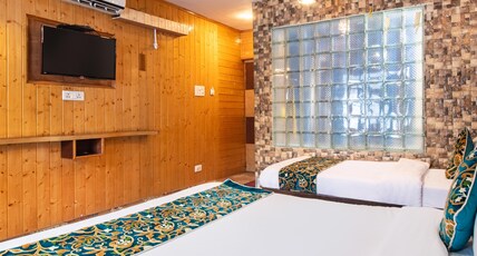 Hotel Akbar (Riverside) Room Type - Superior Room with Heating