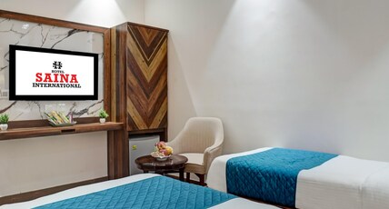 Hotel Saina International - Free Parking & Just 5mins from Connaught Place & Metro/Rail Station Room Type - Room With Twin Bed -2 Single Bed
