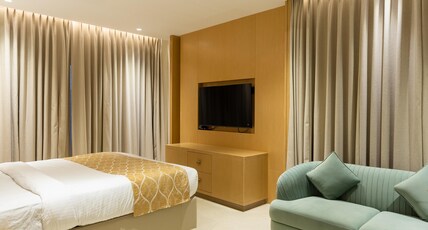 JALSA HOTEL & BANQUETS Room Type - Deluxe Room