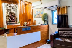 Hotel Madhav