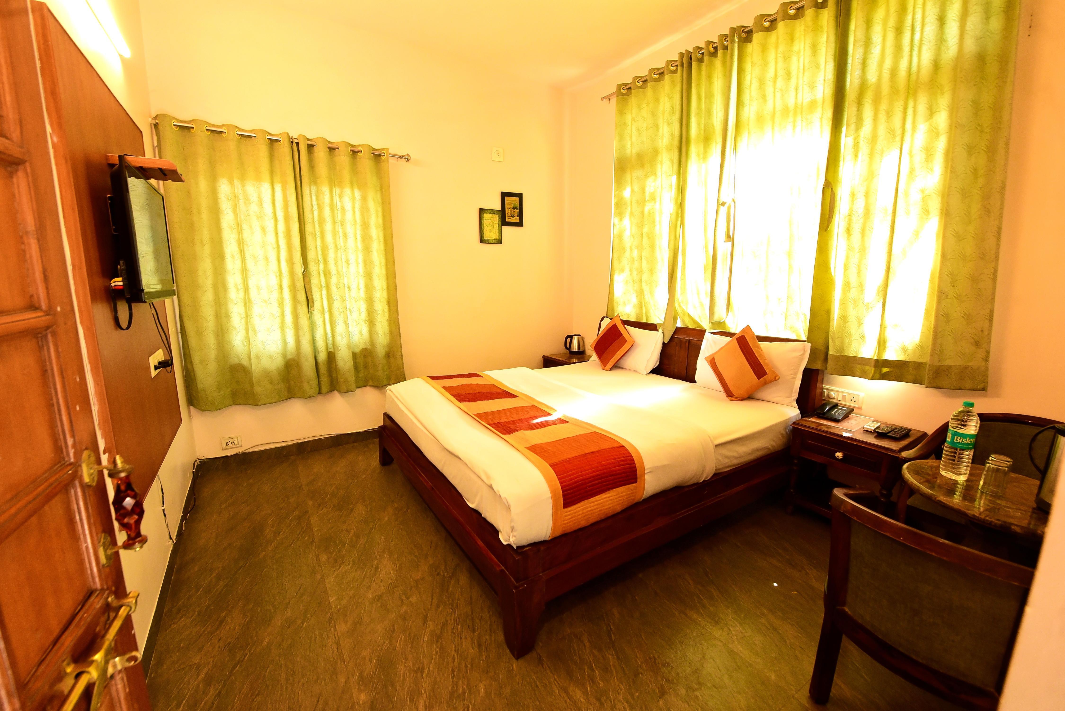 Hotel Gorbandh Mount Abu by SAH - Tap to explore photos
