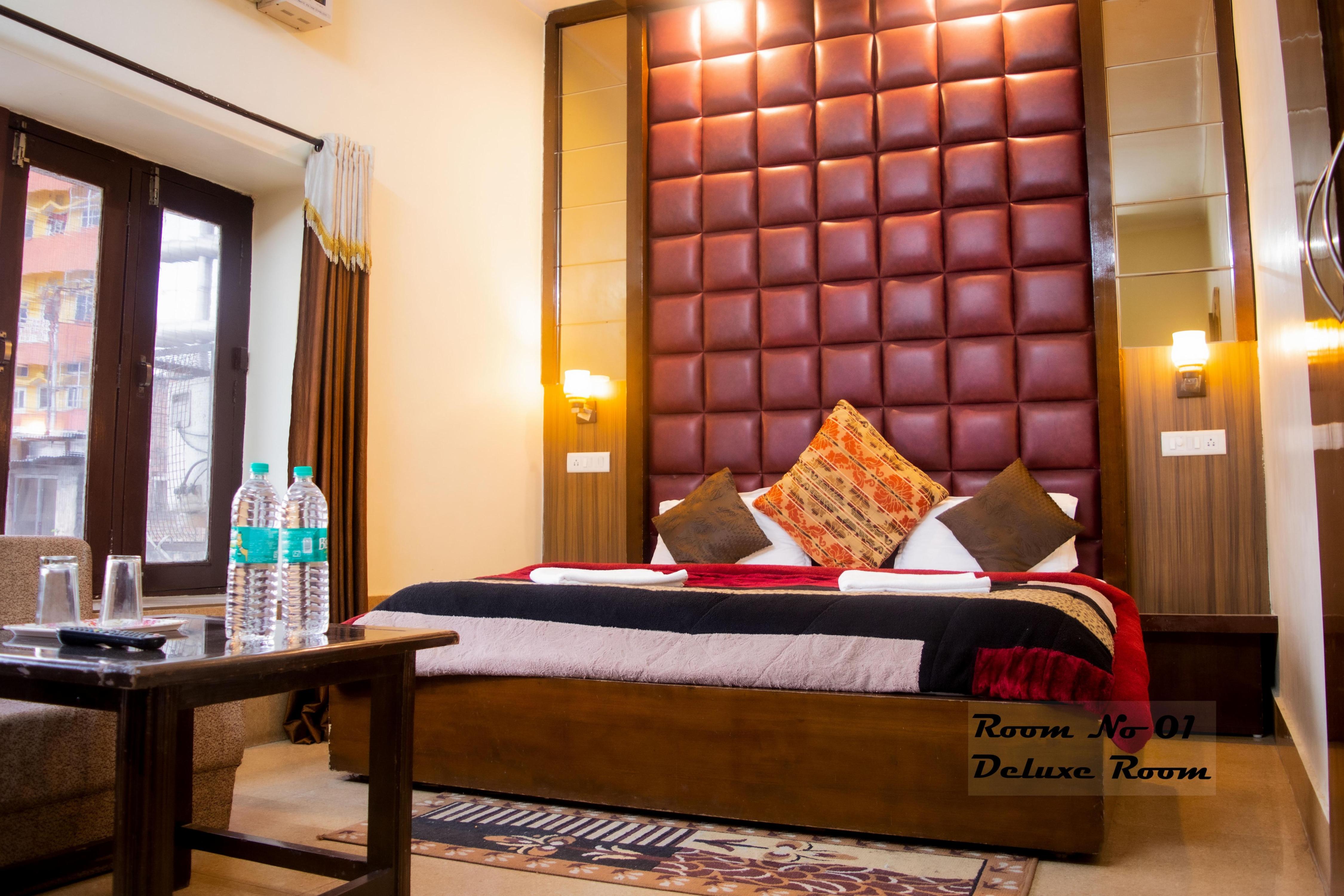 Ganga Basin Room Type - Deluxe AC room - 01