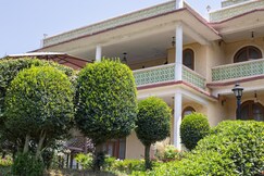 LAMZY PARIMAHAL RESORT