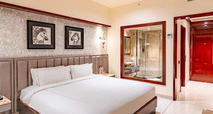 Crescent Spa & Resort Room Type - Deluxe Room