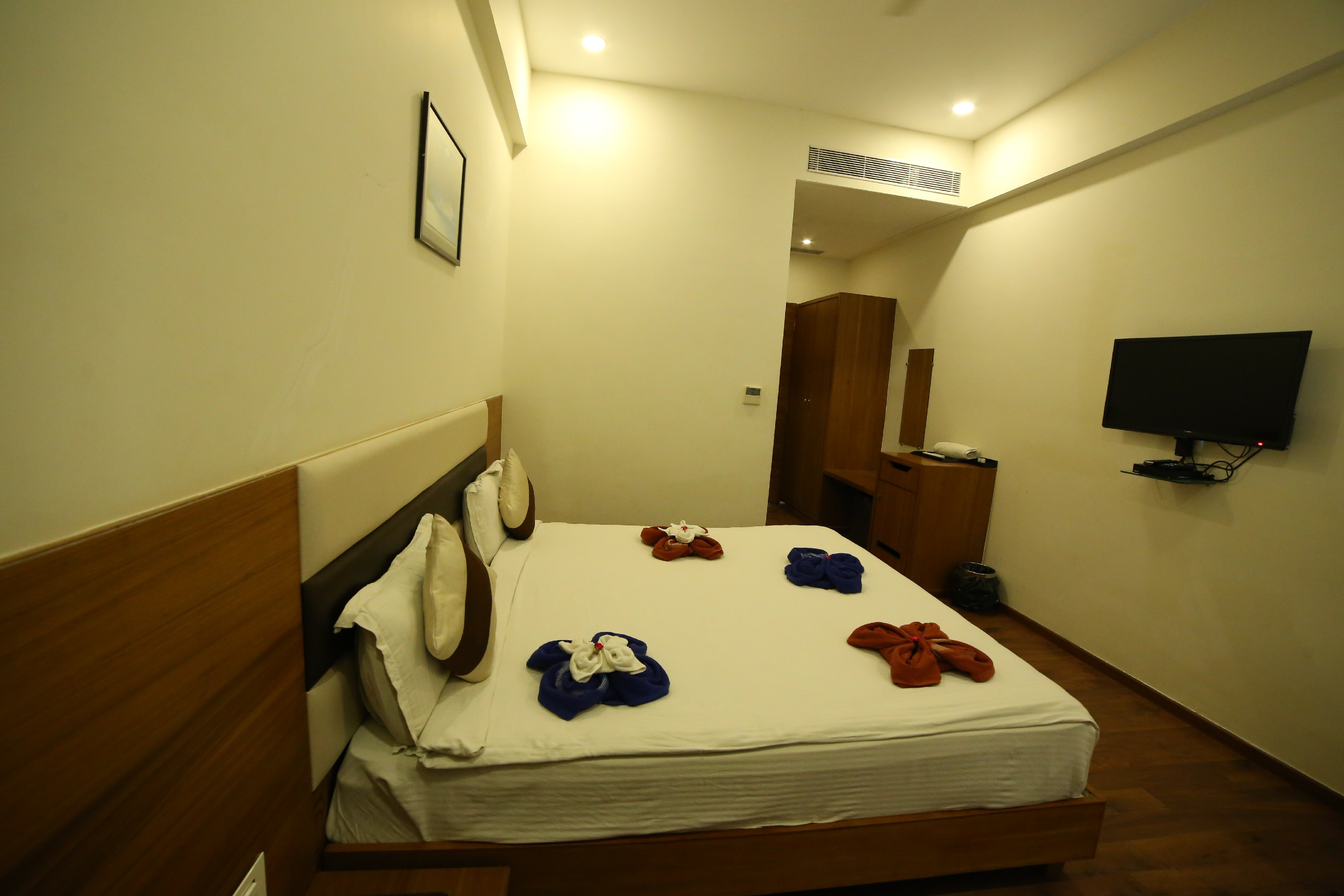 Vishvatara Resort - Tap to explore photos