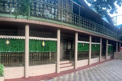 Pan Hill Hotel
