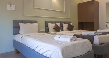 Saga Resort Room Type - Executive Family Room (Property View)