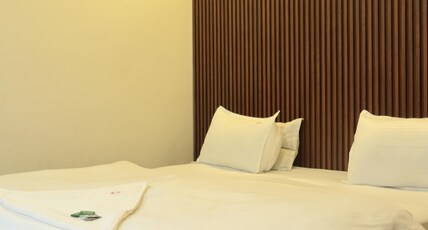 hotel sudarshan palace Room Type - Super deluxe room