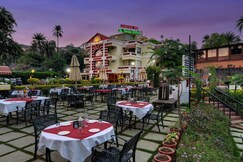 Address of Hotel Chacha Inn