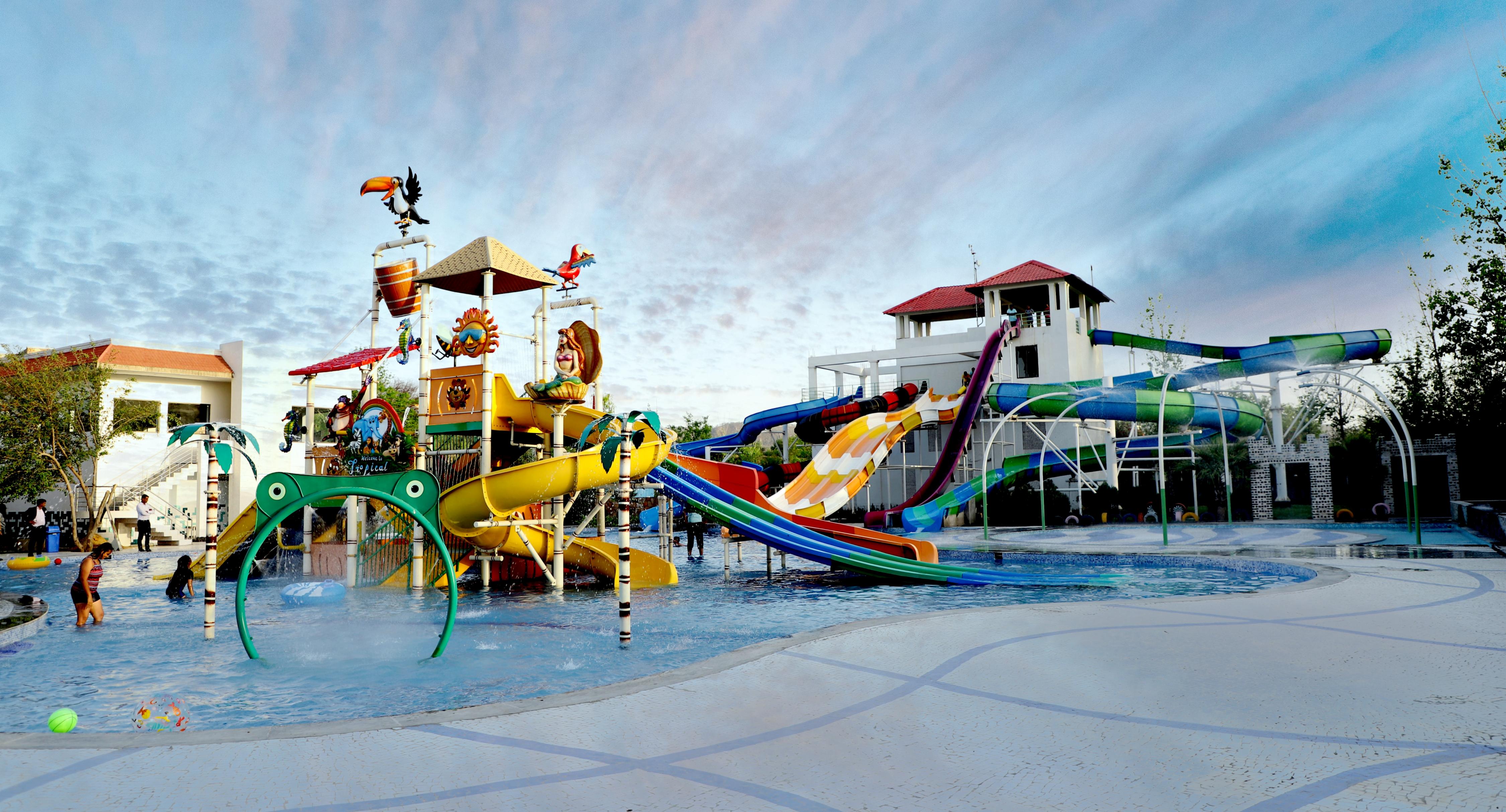 RiverArch Greenfields Resort