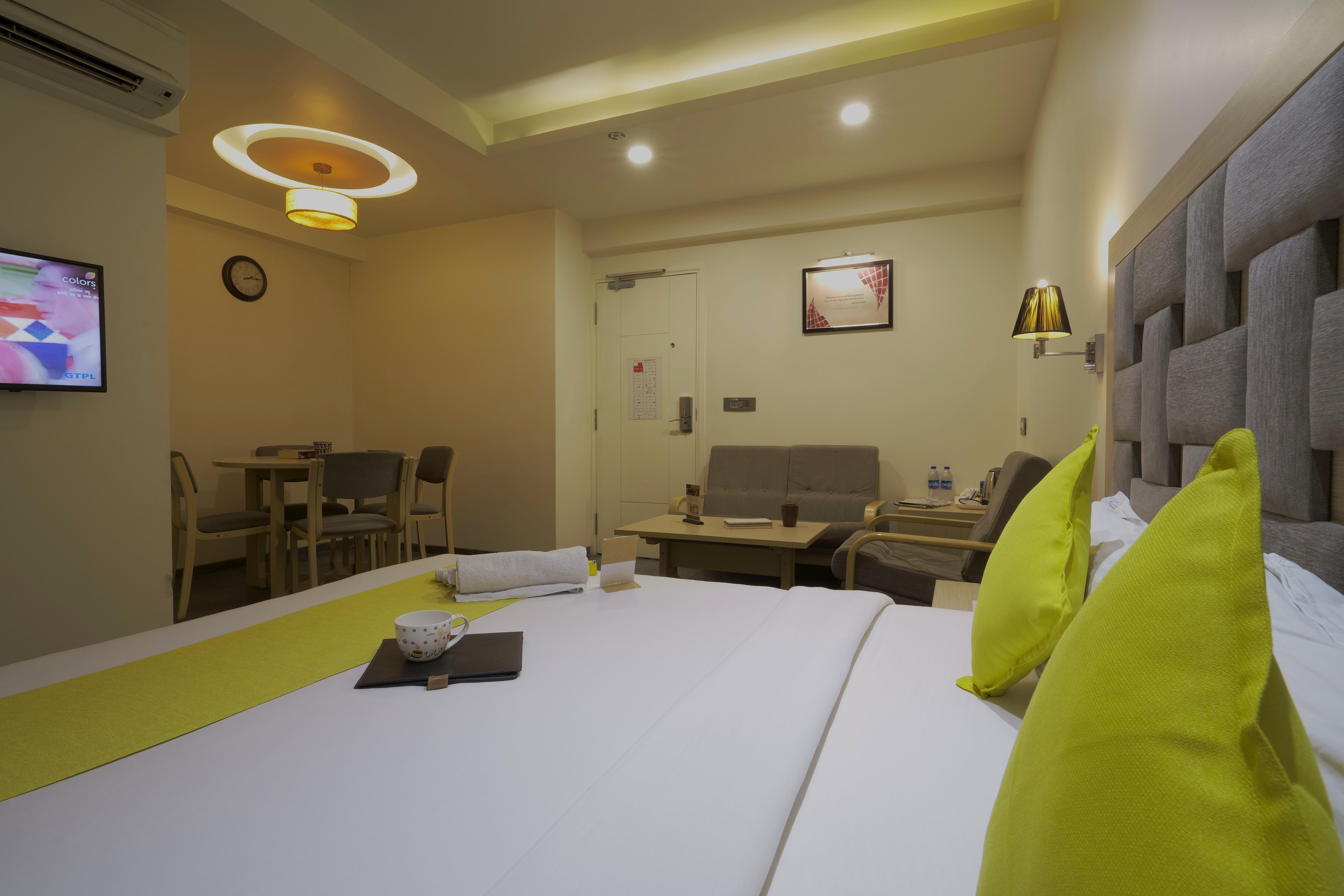 Hotel Sifat International - Tap to explore photos