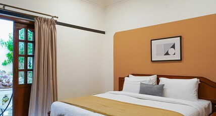 Olive Hotel Alidia Beach Resort by Embassy Room Type - Deluxe Queen